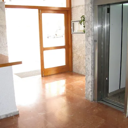 Mariscal Vii Apts *